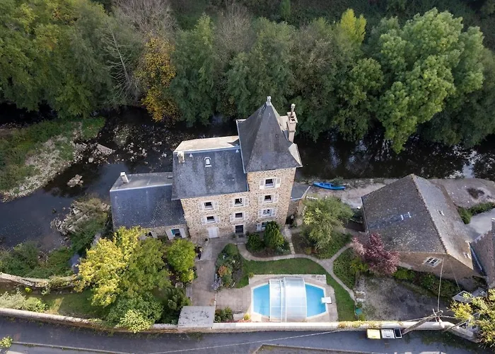 Moulin Piscine Des Attizals Bord Riviere